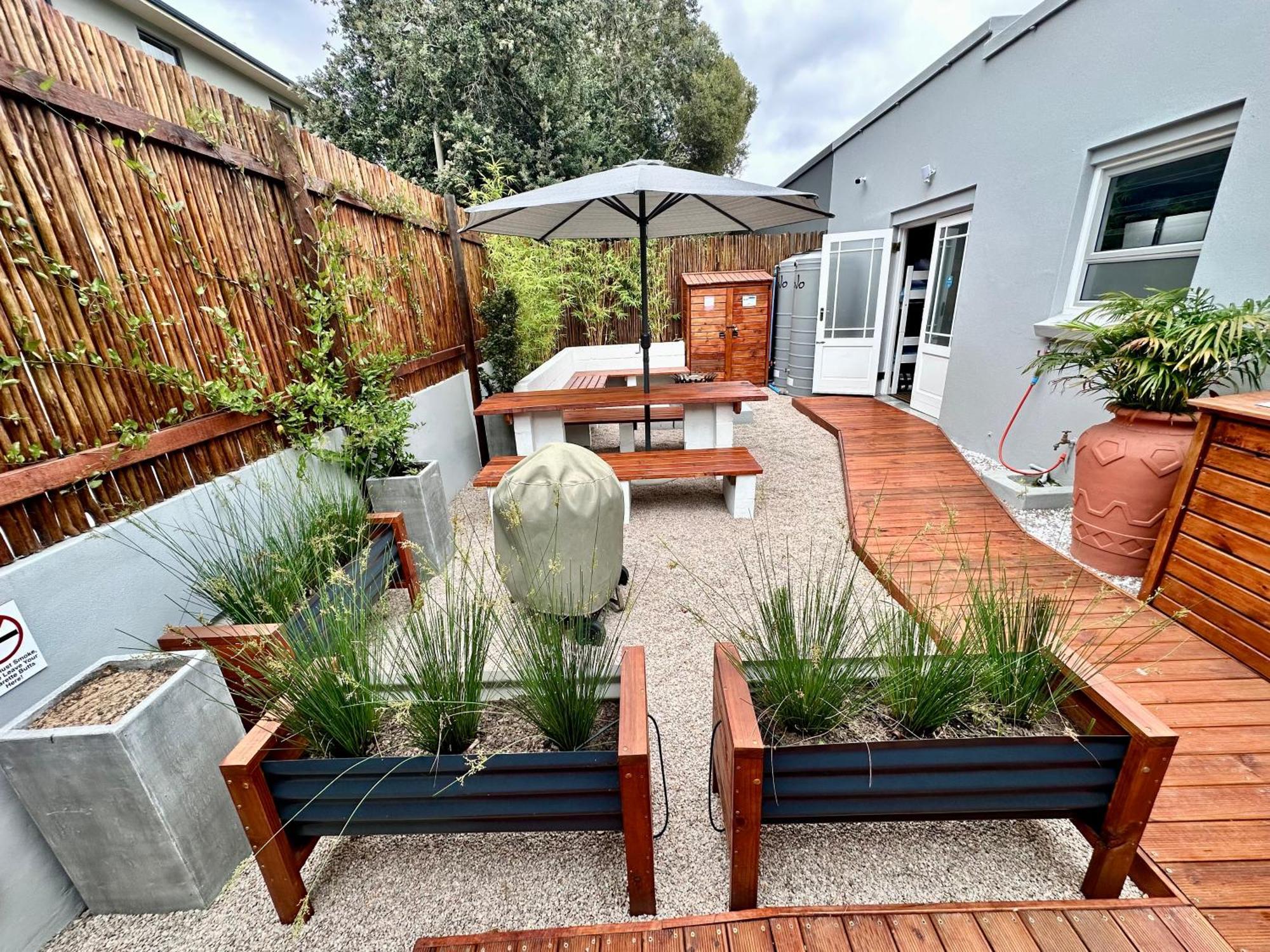 4 On Meerenbosch's Boma Unit Knysna